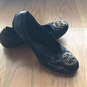Tory Burch Caroline valley flat
